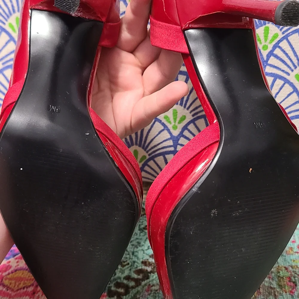 GUESS Red Women's Heels with Bow Detail - Picture 6 of 7